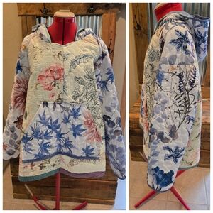 Upcycled Quilt Blanket Hoodie L-XL Blue Floral Handmade Dont Throw It Out